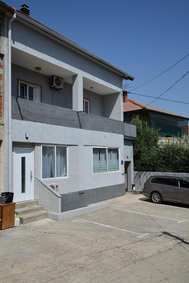 Apartman Nina 3 扎达尔 外观 照片