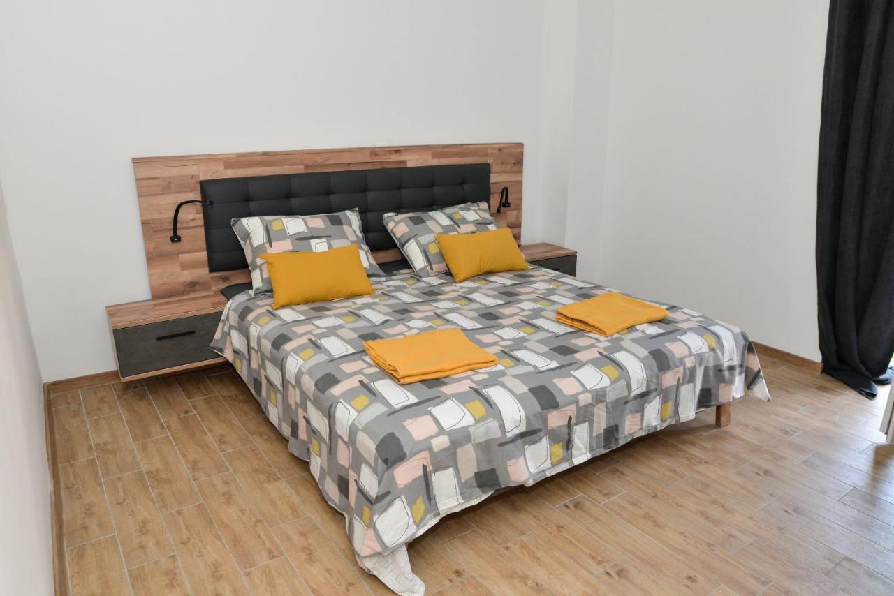 Apartman Nina 3 扎达尔 外观 照片